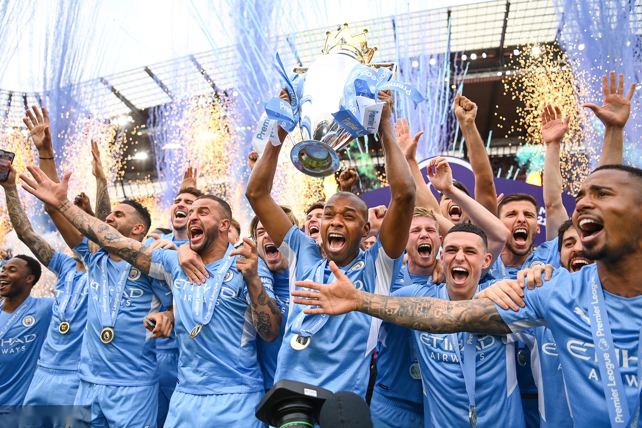 以及教练更 以及教练更